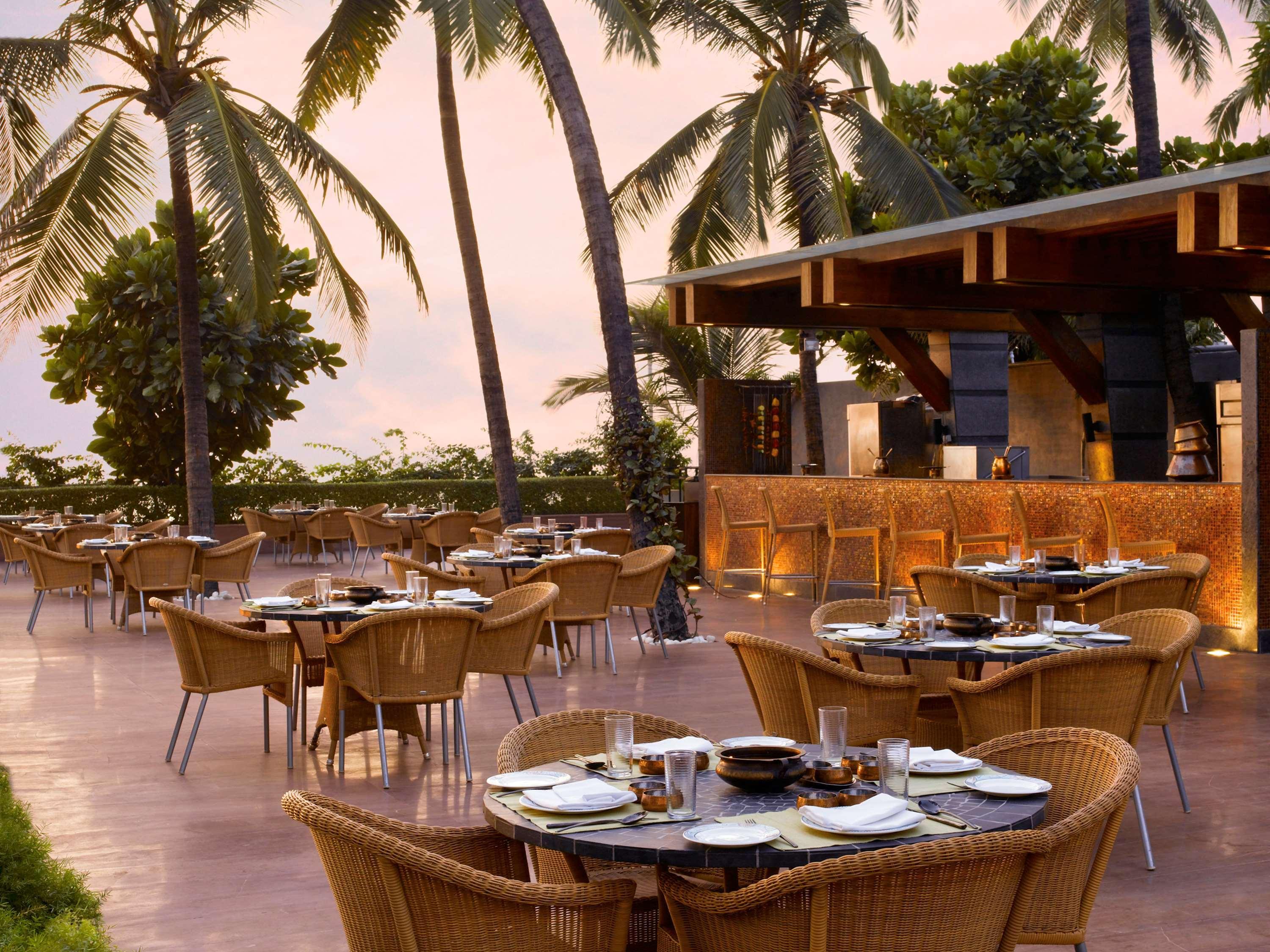 Novotel Mumbai Juhu Beach Exterior foto The Park, Hyderabad